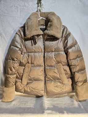 Laundry by Shelli Segal Beige Faux-Fur Trim Puffer Jacket